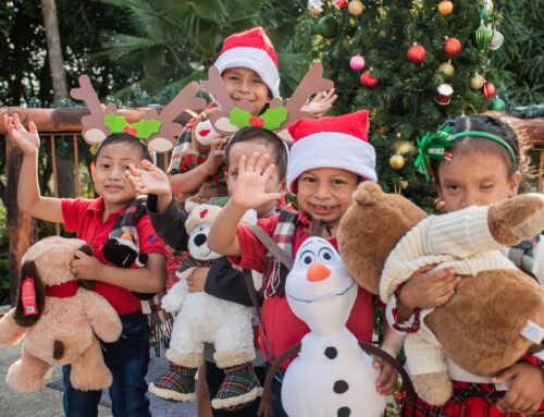 Spreading Joy to Guatemalan Foster Children 🚨🎄